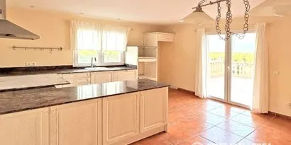 Real estate picture 0 Ref. No. 83041 — photo 4