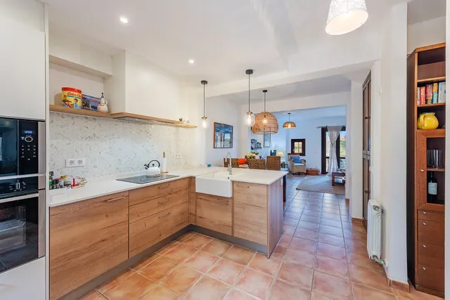 Sea view town house for sale near the beach in Cala Murada, East Mallorca — photo 7