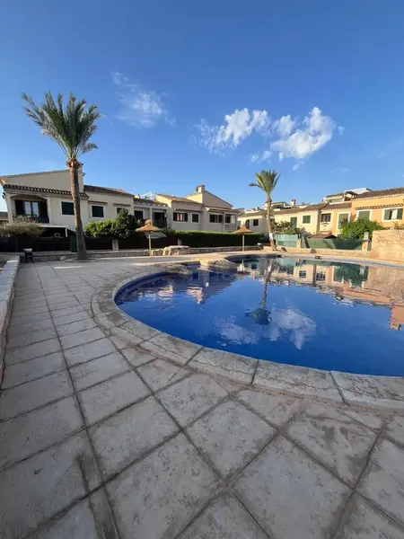 Excellent opportunity in Marratxí, in a quiet residential area, well connected and with all services within reach, as well as good — photo 2