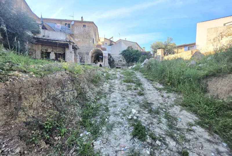Buildable Plot in the Heart of Esporles — photo 1