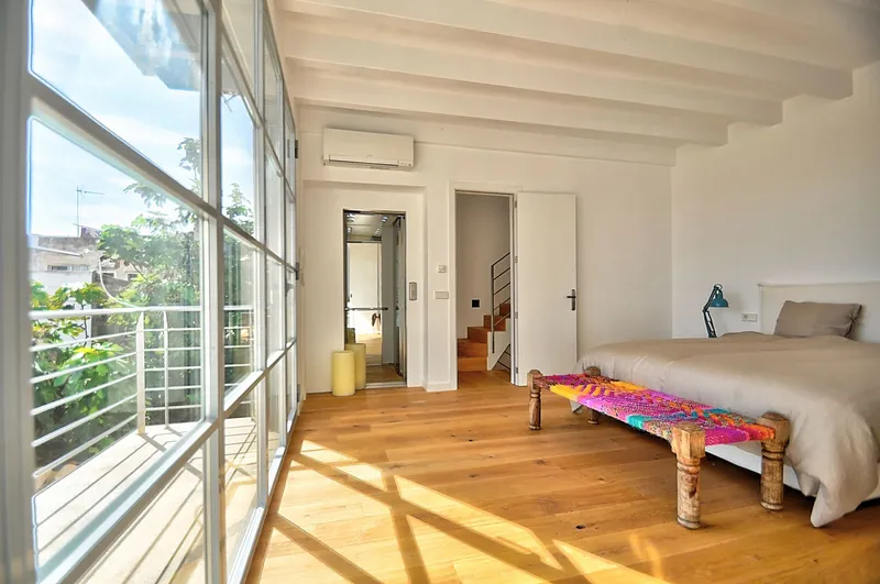 Townhouse in Portocolom Old Town with patio, lift and roof terrace — photo 10