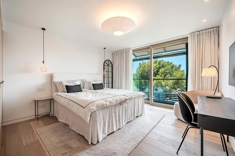 Exclusive Sea View Penthouse for Sale in La Bonanova, Mallorca — photo 12