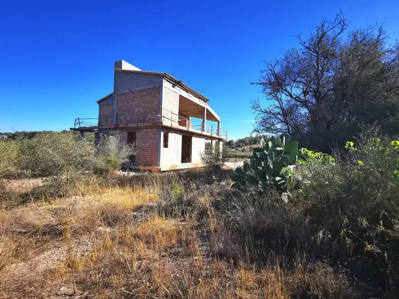 Rustic finca for sale of two quarteradas with a two-storey house of 218m2 plus a large private pool — photo 3