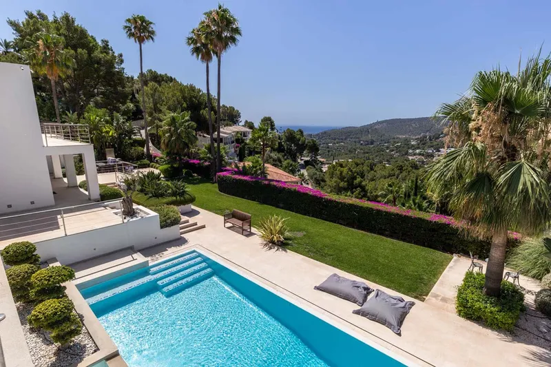 Modern designer villa in Palma's villa urbanization — photo 6