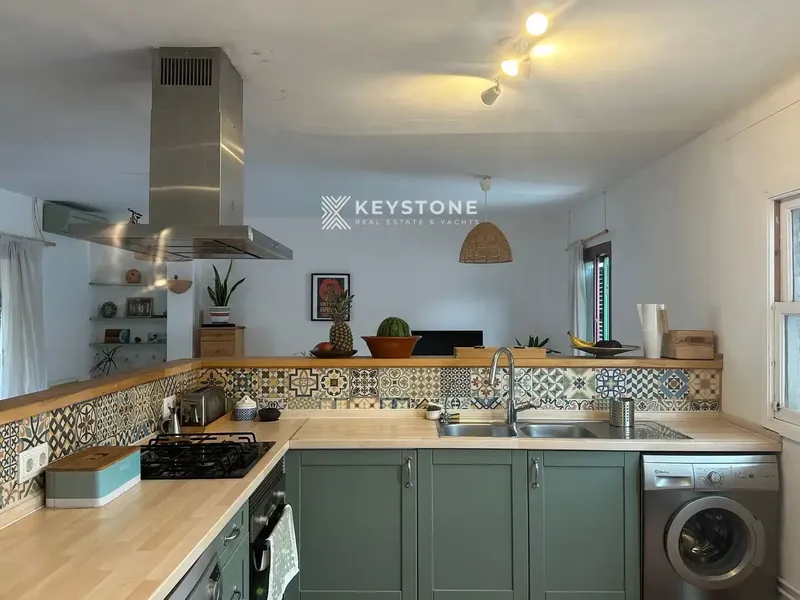 Beautiful penthouse for rent in Génova, one of the most sought-after and special areas of Palma de Mallorca, combining tranquillity, charm and — photo 6