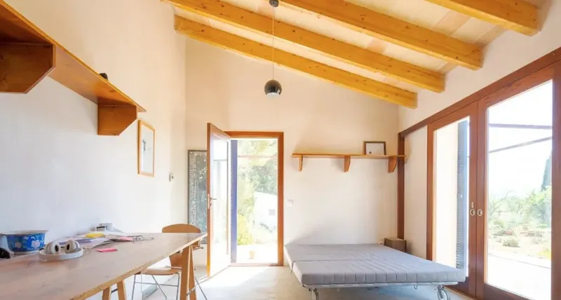 Mediterranean country house in an idyllic location with stunning views — photo 6