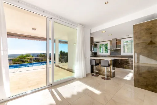 Santa Ponsa, stunning sea view villa with dreamlike sun terraces — photo 8
