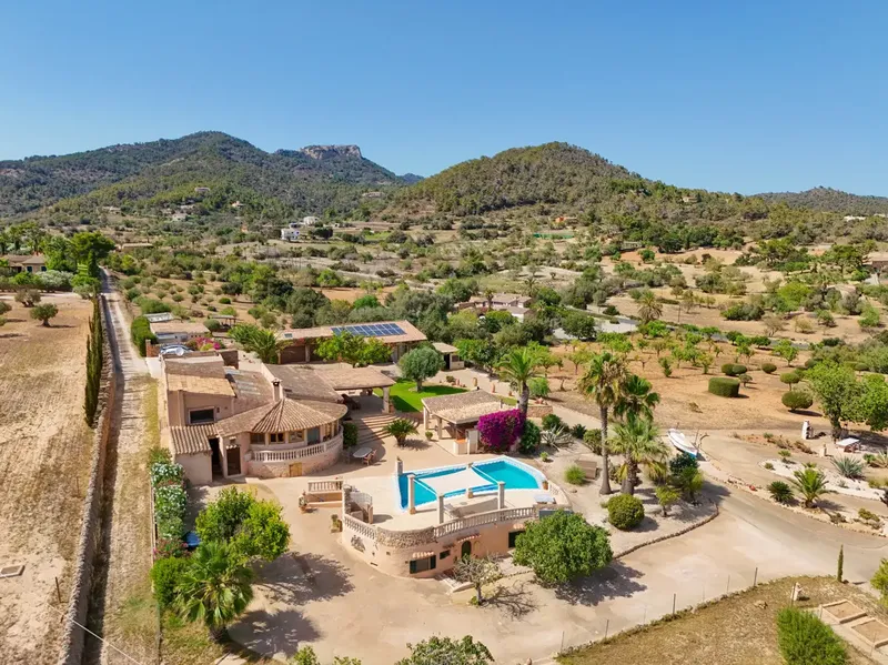 Beautiful finca with panoramic views near S'Horta on Mallorca — photo 12