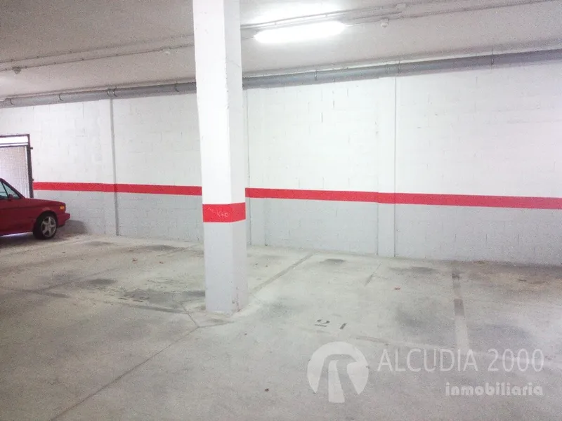 Garage — photo 2