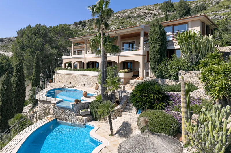 Villa for rent with pool and sea views in Port de Pollença — photo 3