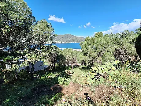 Plot for sale in El Port de la Selva — photo 1