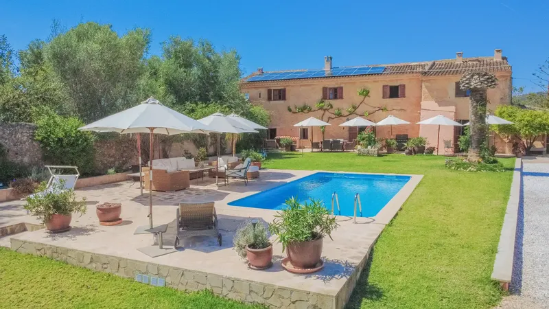 Mediterranean Country Finca in Llucmajor — photo 1