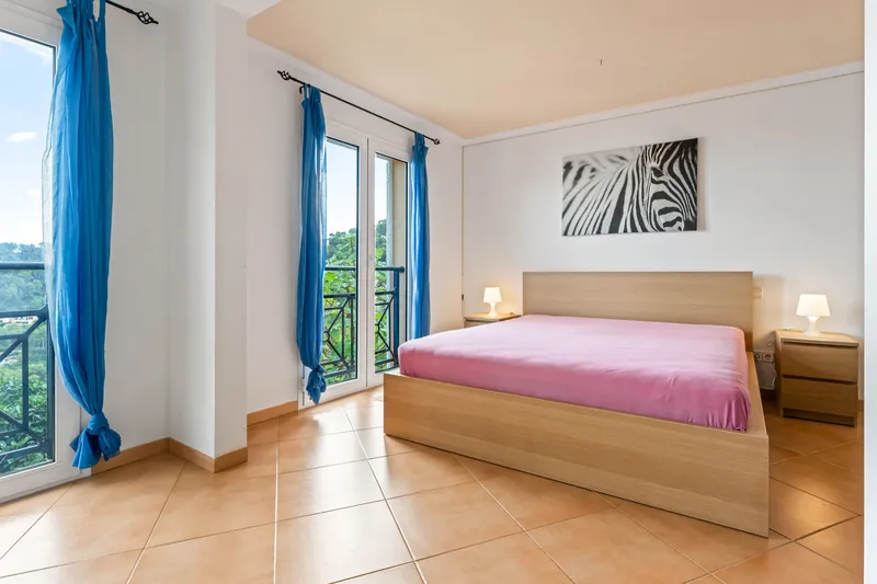 Exposed villa with holiday rental license, pool, parking space and fantastic sea views — photo 10
