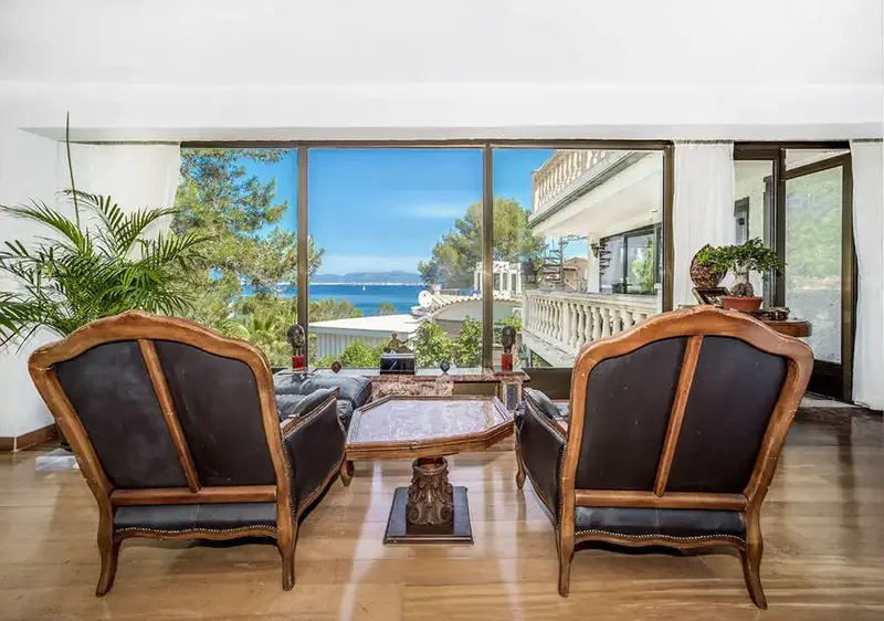 This detached villa, located in the prestigious, pleasant and quiet Bellavista urbanization (Cala Blava), combines a living space — photo 4