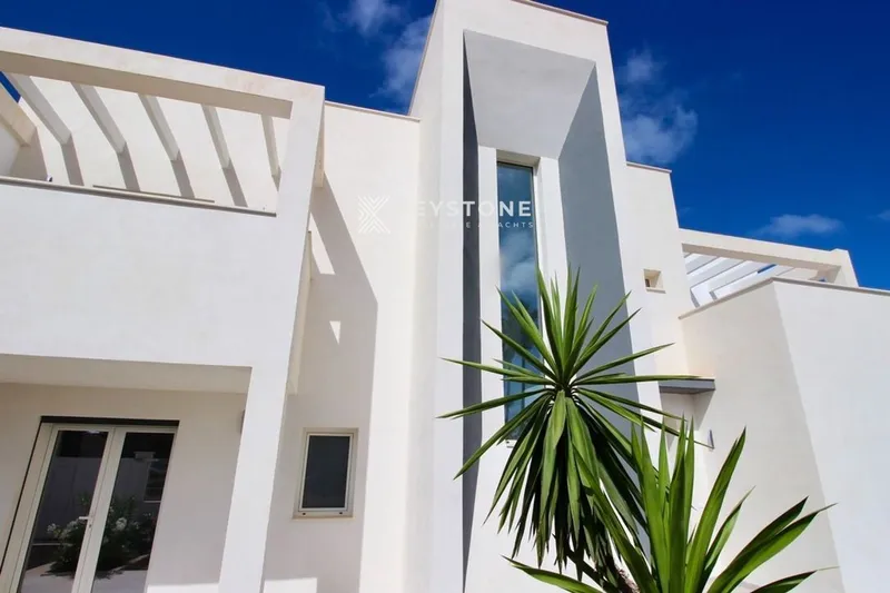 House — photo 9
