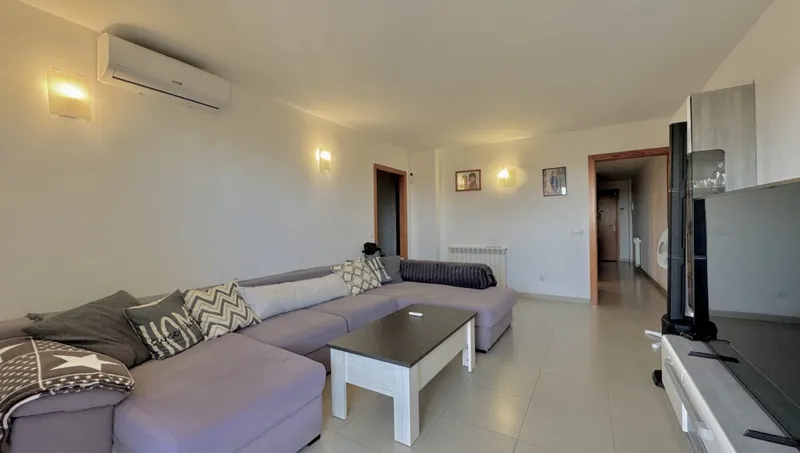 Apartment with large terrace and sea views in Cala Millor — photo 4