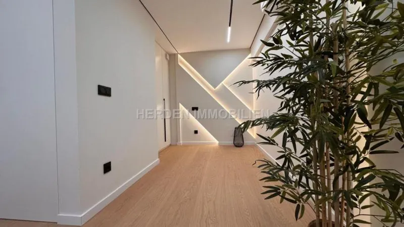 Beautiful Newly Renovated Apartment in Santa Ponsa for Sale — photo 12