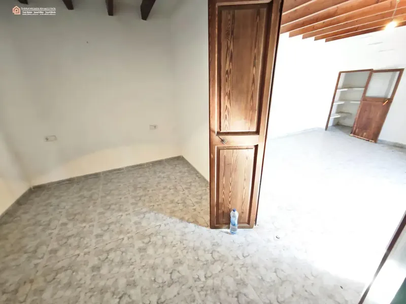 Charming house to renovate in Sineu – 256 m2 with patio and garden — photo 11