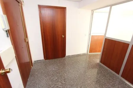 Office - Palma de Mallorca (Centro), Built Surface 75 m², 2 Toilets, Lift — photo 10