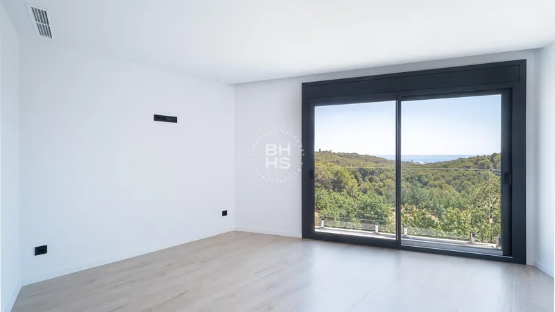 Villa for sale in Génova — photo 9