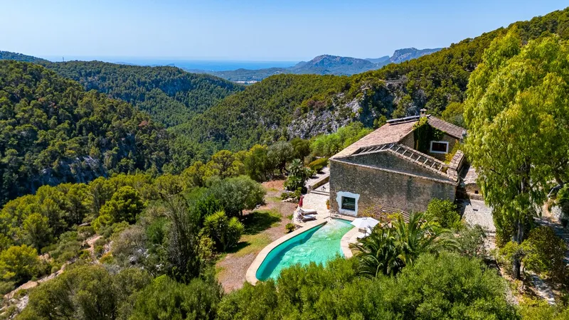 Galilea rustic style country property for sale with private pool and private terrace — photo 2