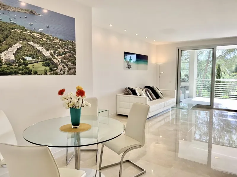 Mallorca Next Properties - For rent Beautiful 2 bedrooms apartment in Bendinat — photo 9