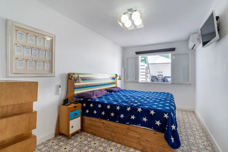 Charming Renovated Townhouse with Exceptional Potential in Santa Catalina — photo 12