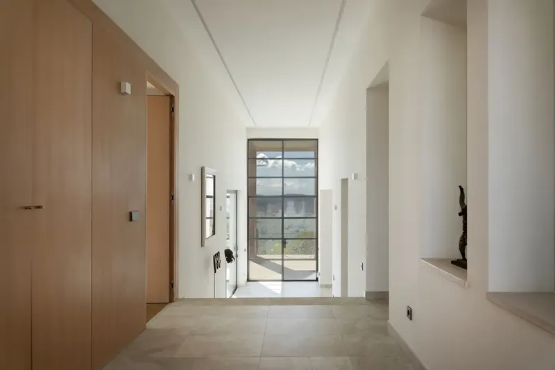 Extraordinary designer finca with a privileged location on top of the mountain, between Selva and Mancor de la Vall — photo 4