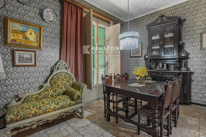House — photo 4