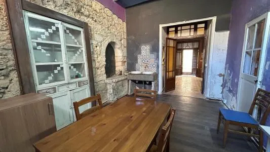 Village house in Binissalem, built surface 260 m², plot surface 106 m², 4 bedrooms, 1 bathroom — photo 4