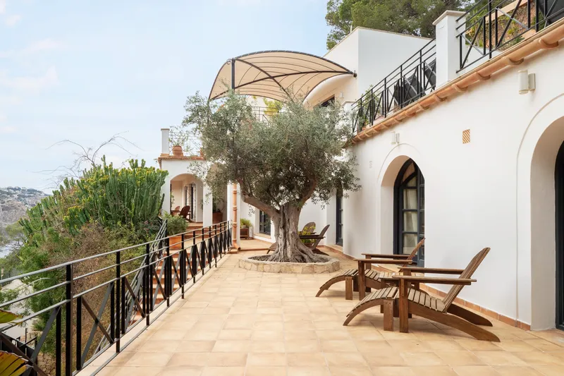 Stunning Mediterranean sea-view villa with panoramic terraces in Port d’Andratx — photo 8