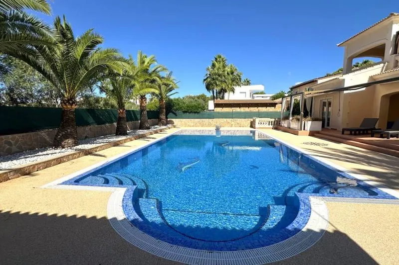 Exclusive Villa with Sea Views and Contemporary Design in Vallgornera — photo 8
