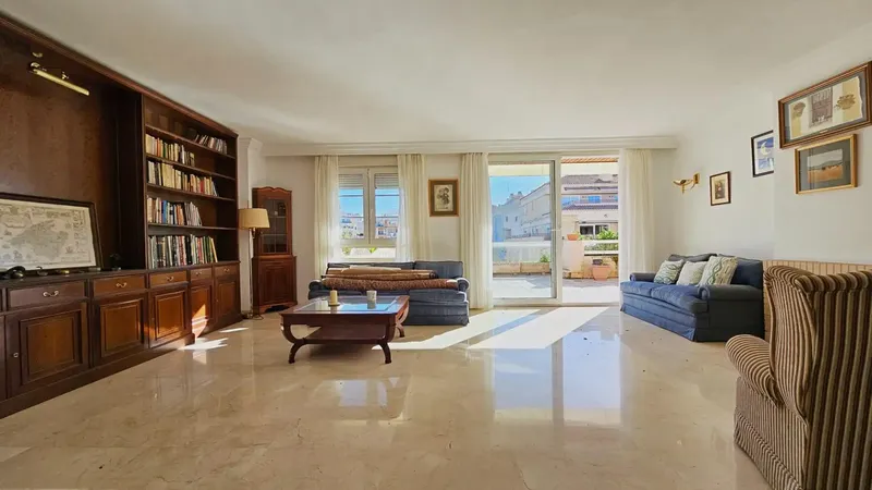 Penthouse for those who understand the true luxury of space, light and privacy. Located in the exclusive area of Bons Aires, Palma de Mallorca — photo 4