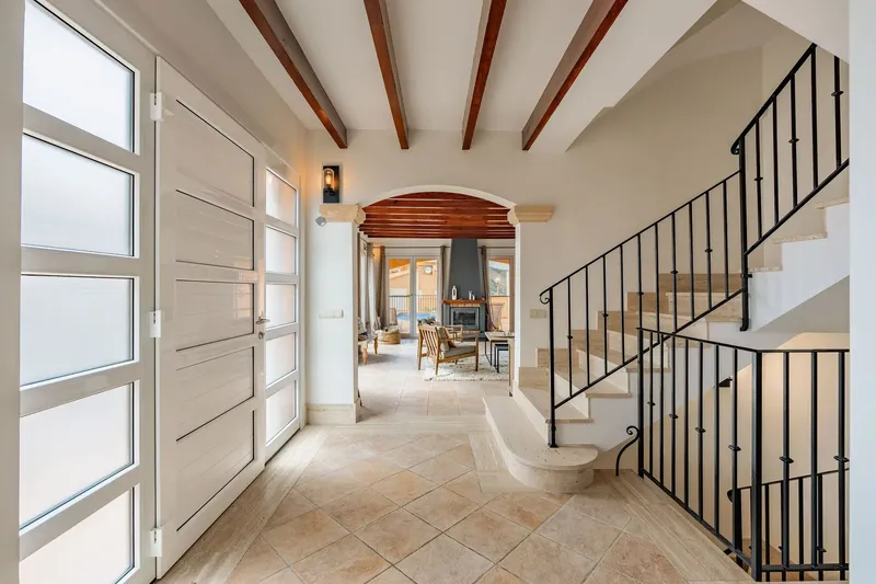 Semi-detached house in an elevated position with spectacular sea views and private pool — photo 2