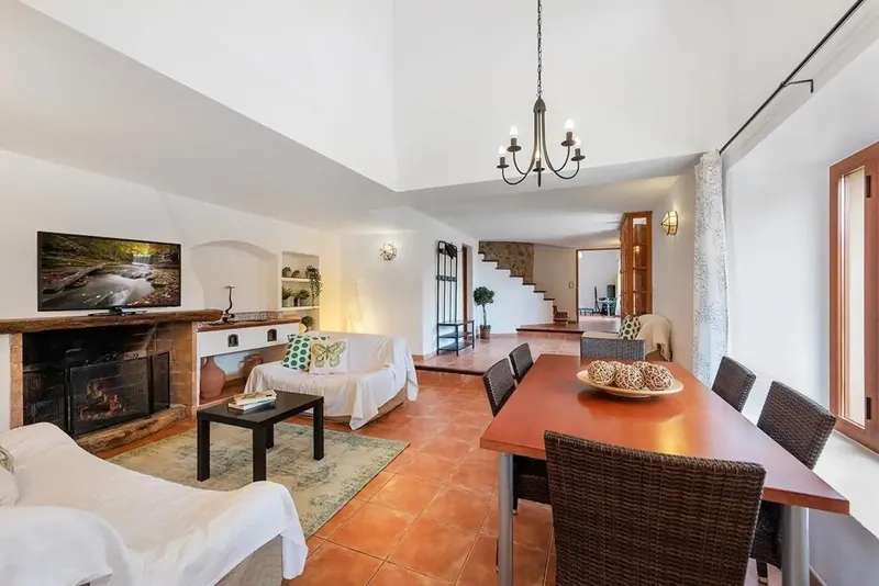 ¡Bienvenido a su propio retiro en una pintoresca casa de campo con licencia de vacaciones y molino histórico! Esta propiedad única ofrece a — photo 9