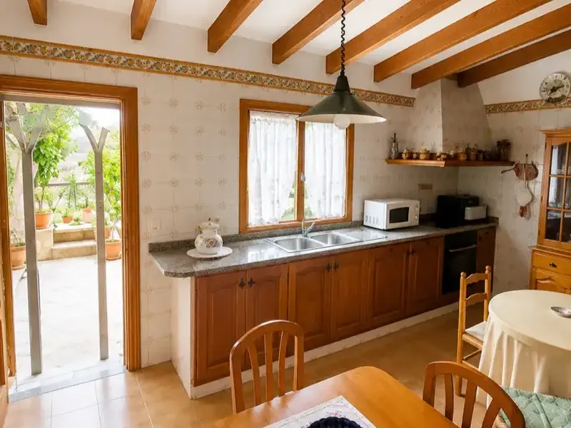Urban finca with home in Establiments (Palma) – 683 m² plot – €640,000 — photo 10