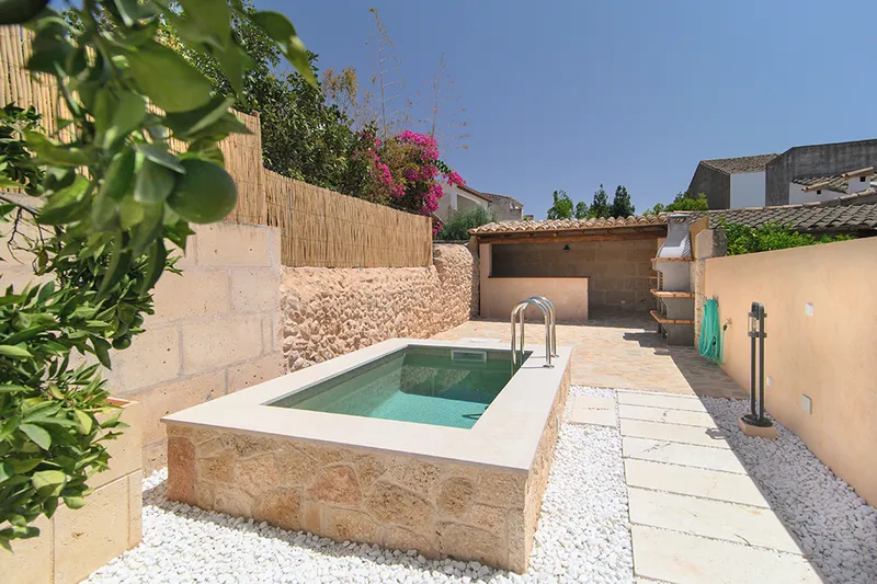 Mediterranean Charm in Llucmajor - House with Patio, Pool and Barbecue — photo 6
