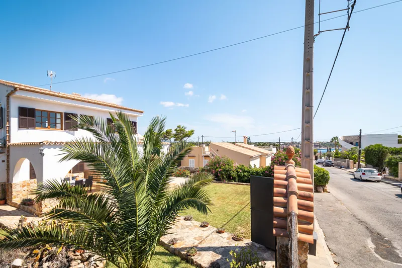 Chalet in Cala Llombards near the beach — photo 8