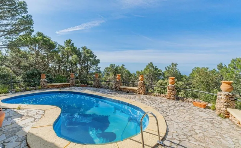 Luxury home in Puigpunyent, Province of Balearic Islands — photo 3