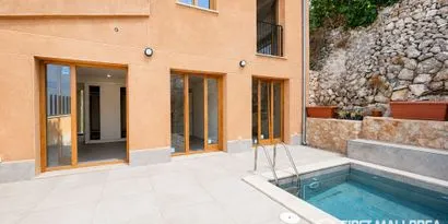 Real estate picture 0 Ref. No. 84269 — photo 1