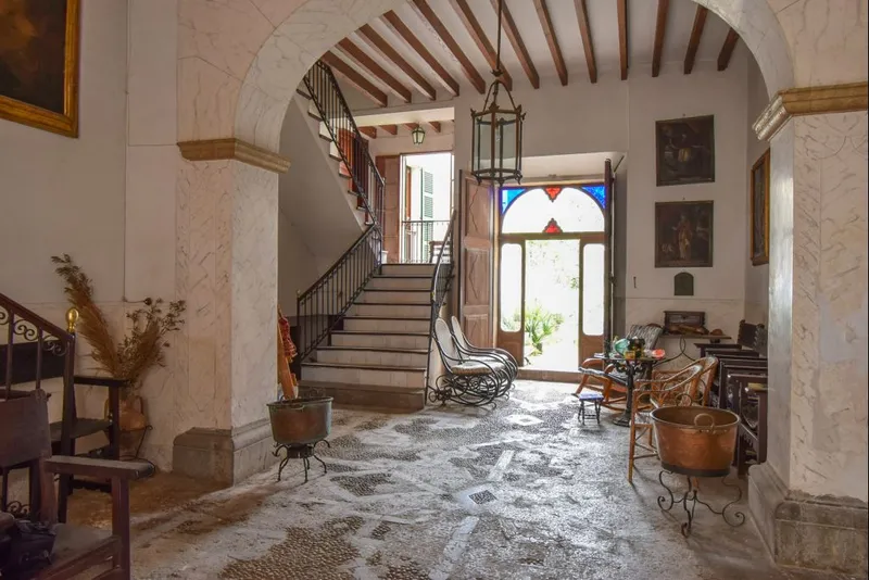 Stately Mallorcan house in the heart of Sóller — photo 1