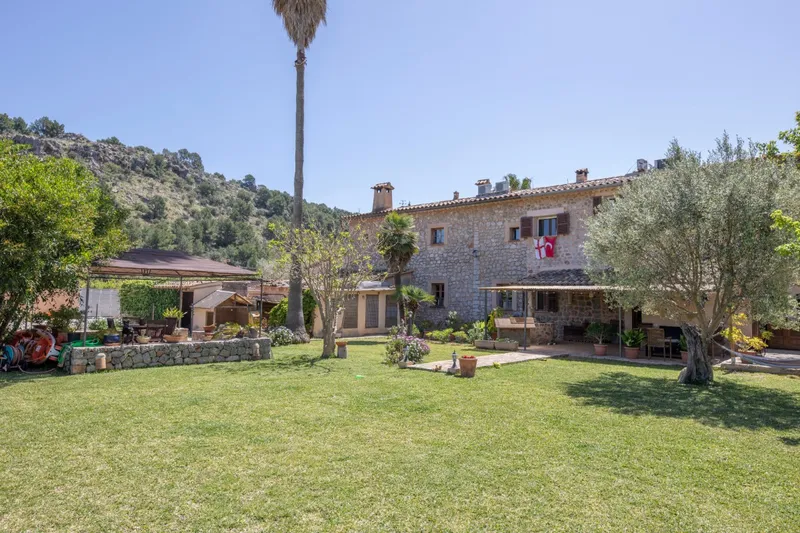 Sunny Mallorcan house within walking distance to beach and restaurants in Port de Sóller — photo 4