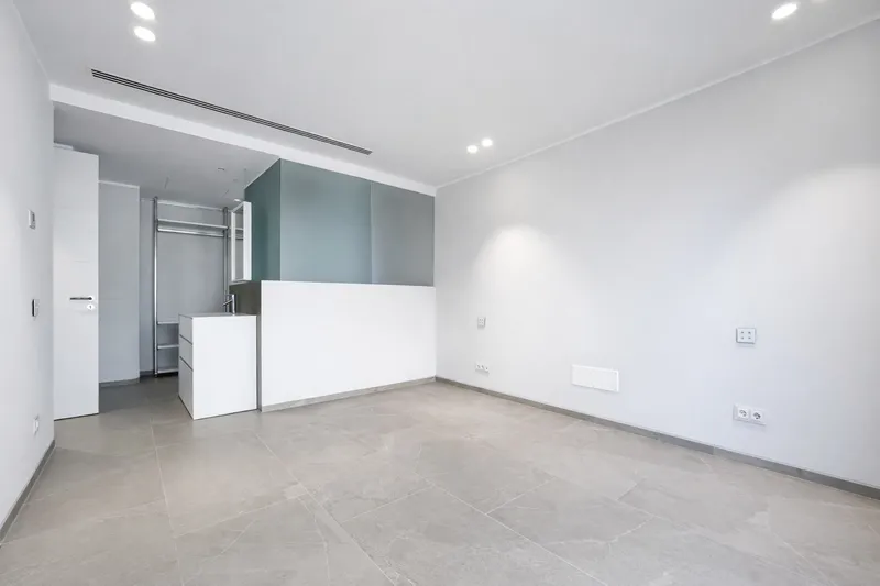 Modern Apartment with Panoramic Sea Views on the First Line of the Paseo Marítimo, Palma Mas — photo 7