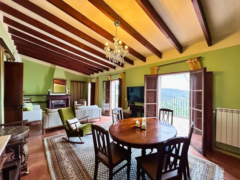 Villa with Holiday Rental License for Sale in Galilea — photo 4