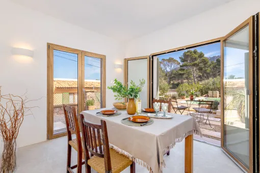 Banyalbufar, Exquisite villa with sea views and pool in Port des Canonge, just a few steps from the beach — photo 6