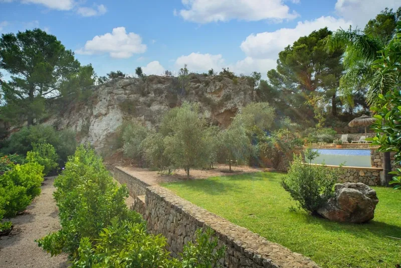 Elegant luxury villa in Son Vida — photo 10