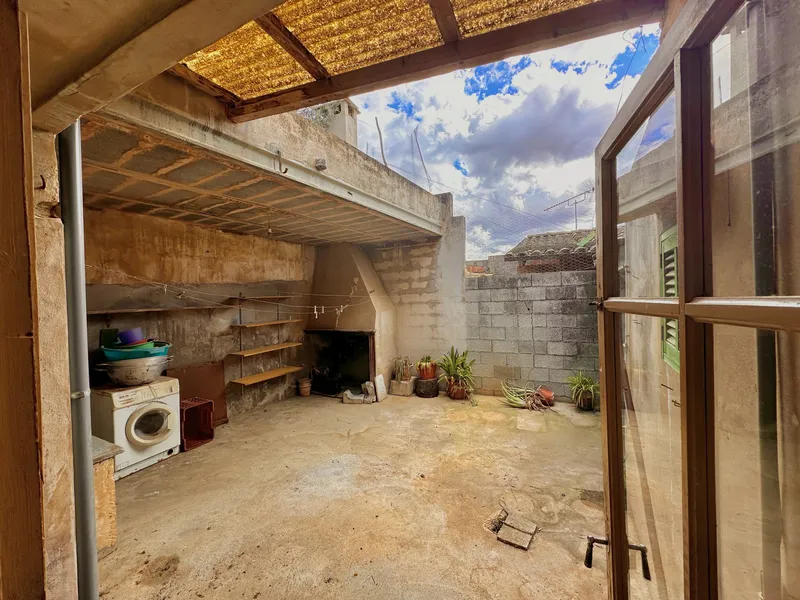 Village house to renovate in south-east orientation — photo 7