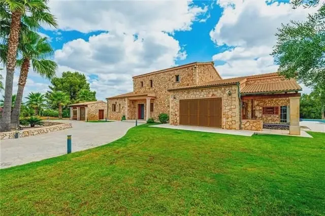 Villa for rent in Santa Eugènia, Mallorca — photo 2