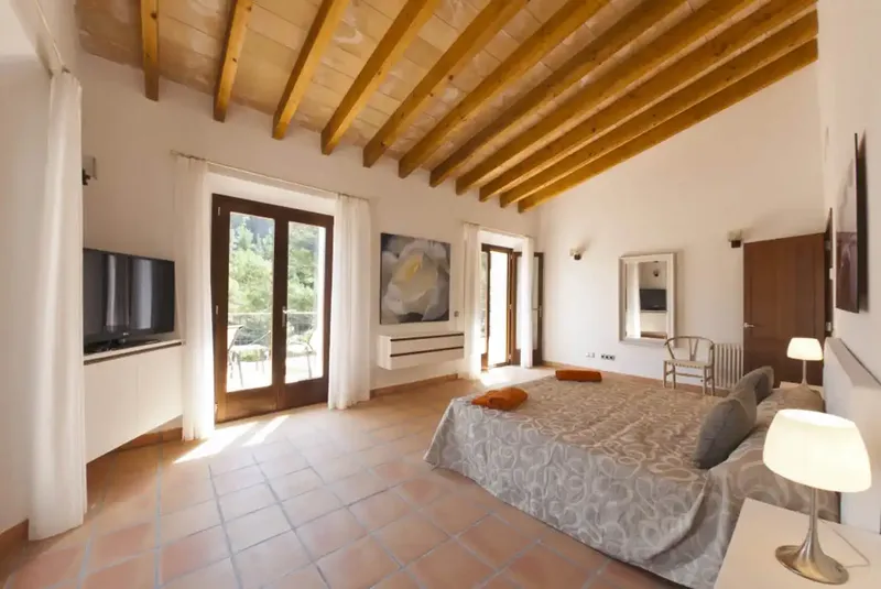 Charming natural stone finca with impressive sea views in a privileged location in Cala Deya — photo 4