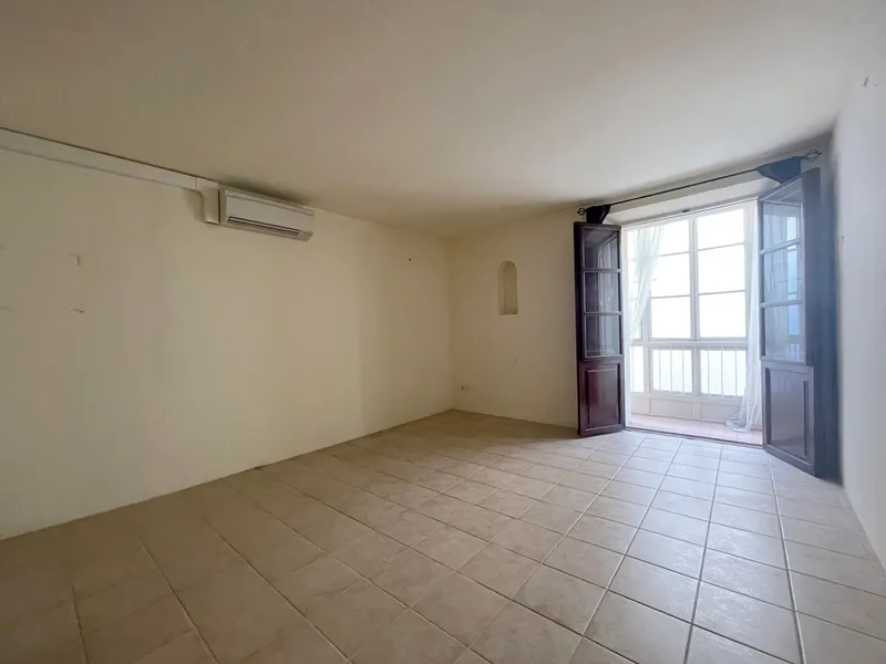 Building for sale, shop plus three storeys, 573 m², La Lonja, Palma Old Town. It has a tourist licence. — photo 6